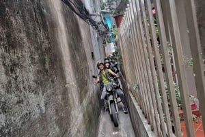 Hanoi: Guidad stadsvandring på halvdagsutflykt med Vintage Minsk-motorcykel