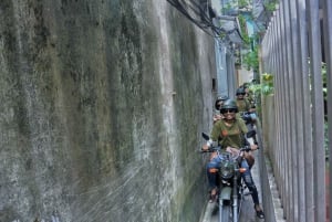Hanoi: Guidad stadsvandring på halvdagsutflykt med Vintage Minsk-motorcykel