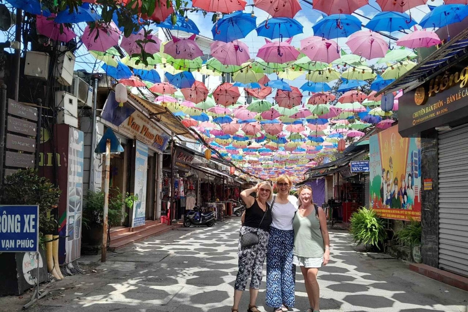 Hanoi: Półdniowa wycieczka z tkaniem jedwabiu w Van Phuc Tour