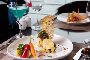 Hanoi: 2-dages 5-stjernet krydstogt i Halong-bugten med balkon og badekar