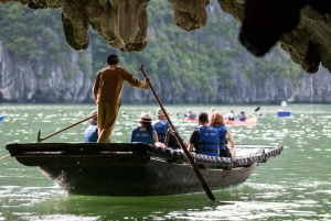 Hanoi: Halongbukta 2 dager 1 natt cruise