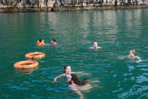 Hanoi: Halongbukta 2 dager 1 natt cruise