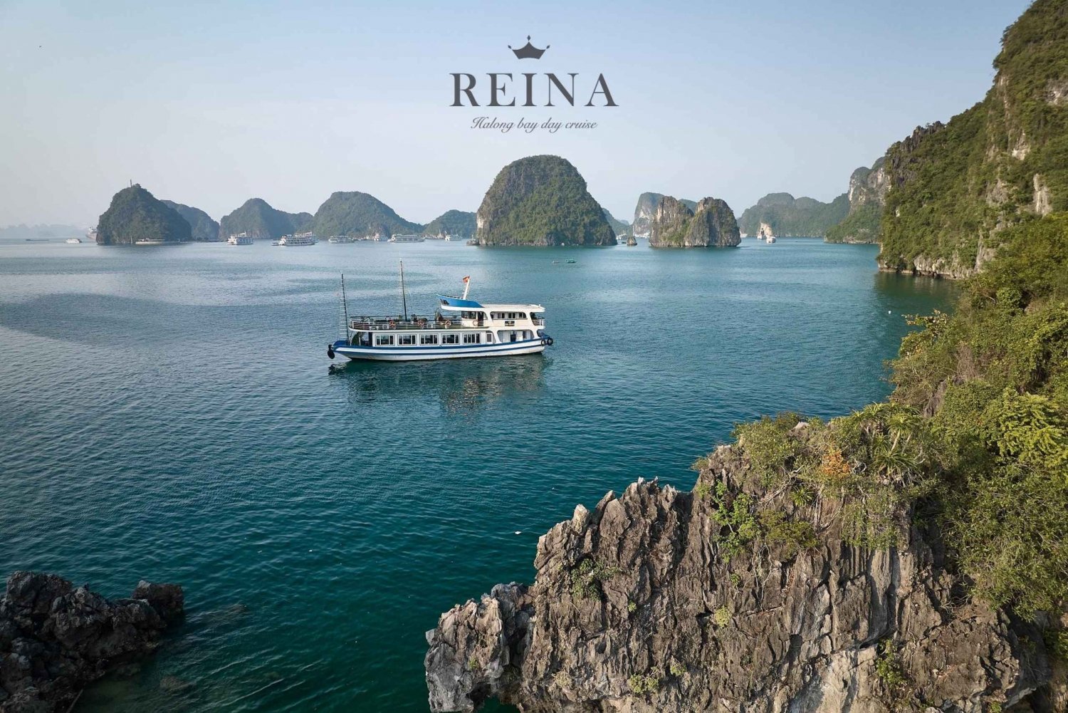 Halong Bay: Day Cruise with Caves, Kayaking & Sunset Party
