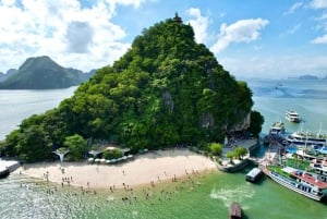Hanoi: escursione di un giorno nella baia di Halong con l'isola di Titop, la grotta e il kayak