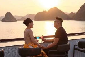 Hanoi: Halong Bay dagvullende tour met 5-sterren Diamond Cruise