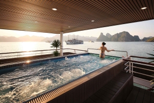 Hanoi: Halong Bay dagvullende tour met 5-sterren Diamond Cruise