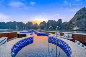 Hanoi: Halong Bay Luksus 5-stjernet krydstogt med jacuzzi og frokost