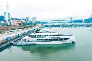 Hanoi: Halong Bay Luksus 5-stjernet krydstogt med jacuzzi og frokost