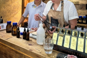 Hanoï : village des chapeaux et village de l'encens ou atelier de parfum