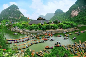 Hanoi: Hoa Lu, Trang An Caves & Mua Cave Day Trip and Lunch