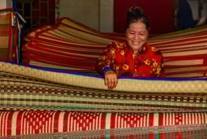 Hanoi: Hoi Village Mat Weaving Village Guided Tour with Meal