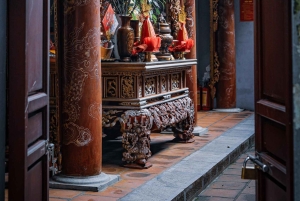 ハノイ：雄王の祠または香村＆帽子村をご案内します