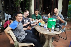 Hanoi: Tour zum Weihrauchdorf, zu den Konushüten und zur Messerherstellung