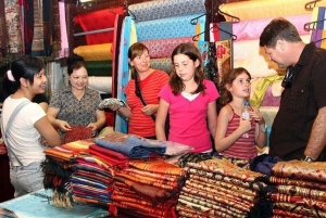 Hanoi: Incense Village, Conical Hat och Van Phuc Silk Tour