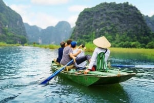 Hanoi: Dagsutflykt till rökelsebyarna och Ninh Binh Hoa Lu Trang An