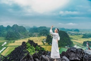 Hanoi: Dagsutflykt till rökelsebyarna och Ninh Binh Hoa Lu Trang An