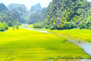 Hanoi: Wierookdorp, Ninh Binh, Tam Coc, & Hoa Lu Tour