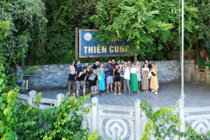 Hanoi: Islands & Caves Ha Long Cruise with Lunch & Kayaking