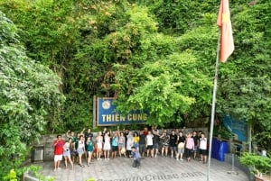 Hanoi: Islands & Caves Ha Long Cruise with Lunch & Kayaking