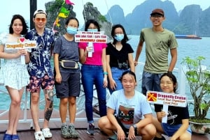 Hanoi: Islands & Caves Ha Long Cruise with Lunch & Kayaking