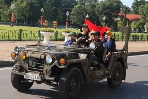 Avventura in jeep ad Hanoi: Un viaggio culturale