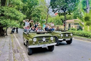 Avventura in jeep ad Hanoi: Un viaggio culturale