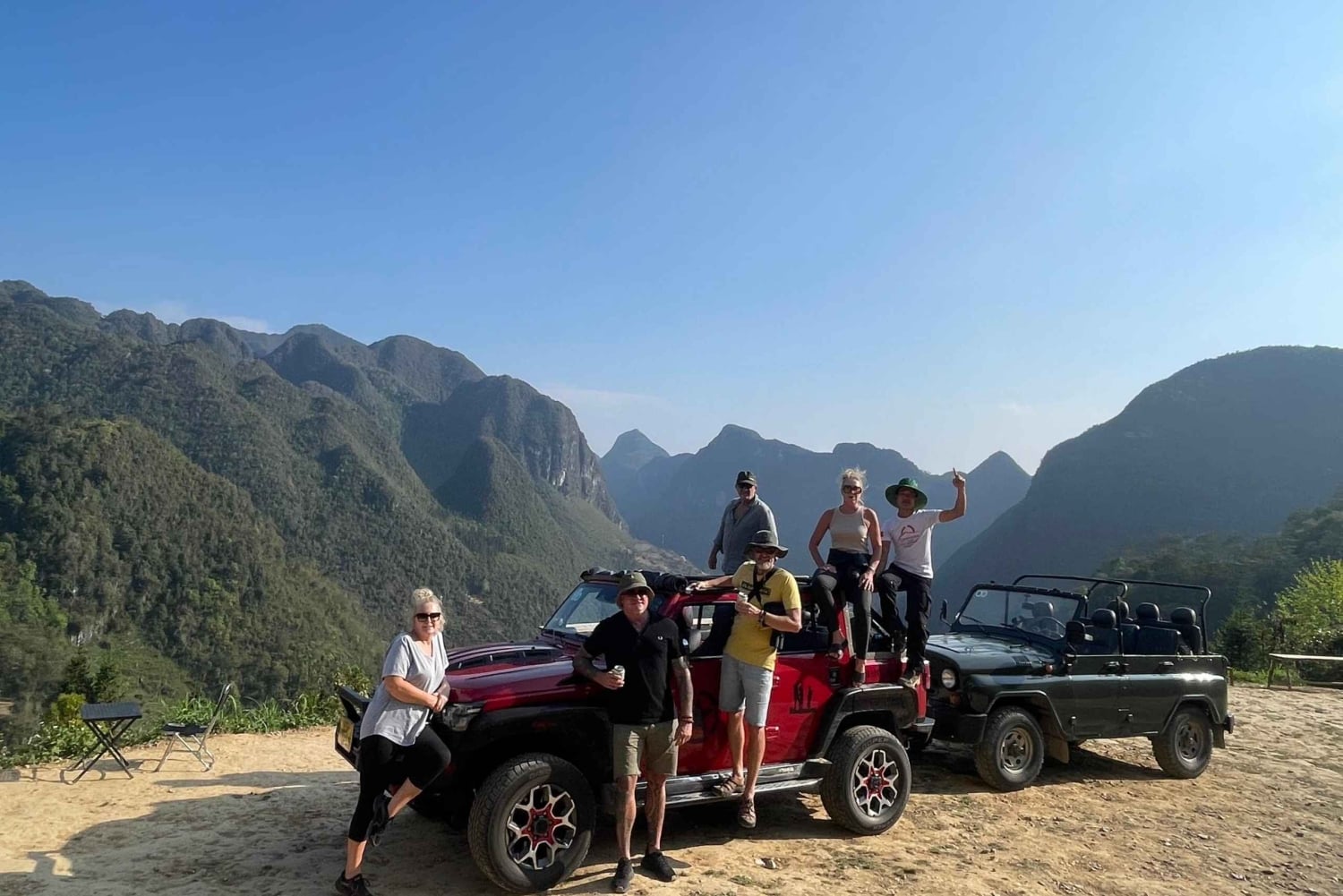 Hanoi Jeep Tour Naar Countrsyde & Ba Vi Nationaal Park Eén Dag