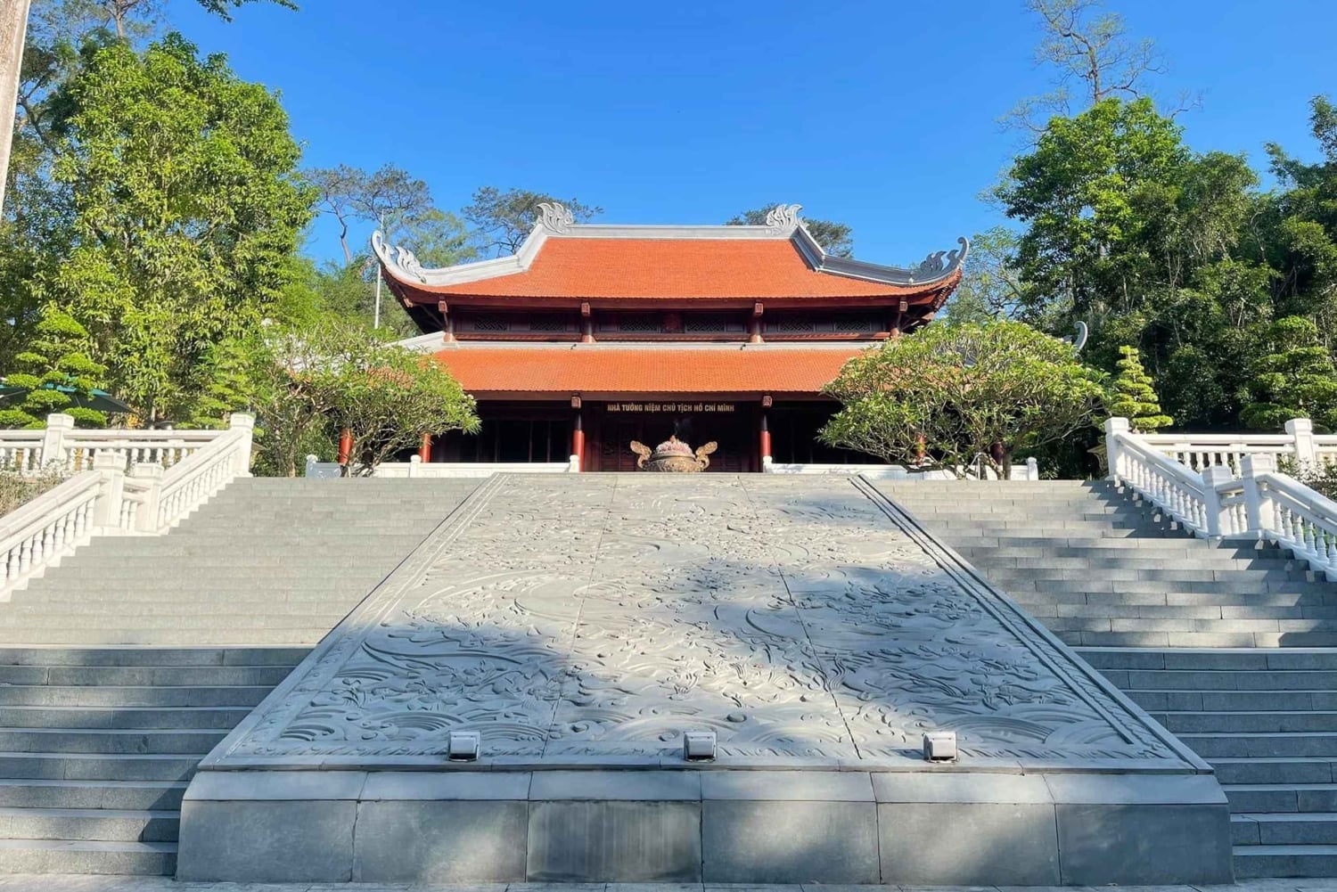 Hanoi: K9 Da Chong Historical Site Guided Tour