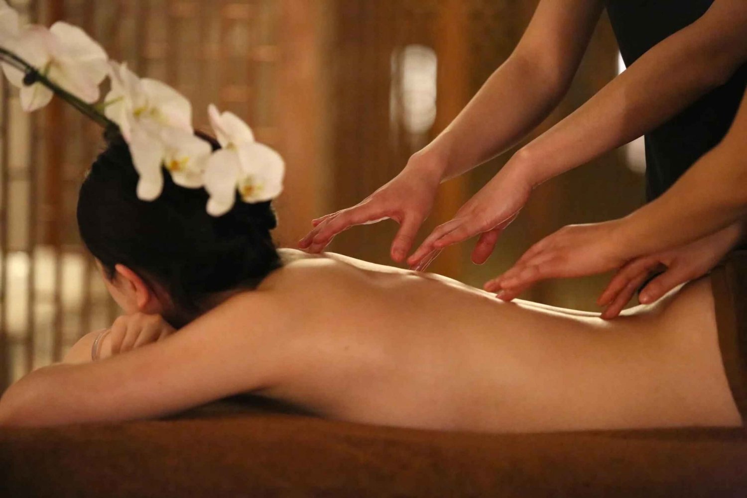 Hanoi Lá spa Massaggio 38 : Massaggio 4 mani e corpo 60 minuti