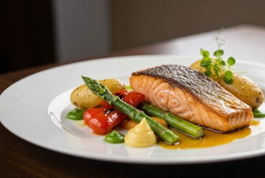 ハノイ：ランハ湾2D1Nラグジュアリー6★クルーズ – カヤック＆アオエッチ