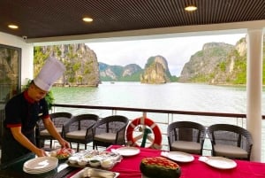Hanoi: Luksuscruise i Lan Ha-bukten med Jade Sails og lunsjbuffé