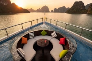 Hanoi: Luksuscruise i Lan Ha-bukten med Jade Sails og lunsjbuffé