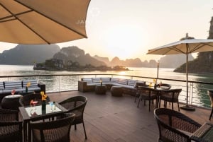 Hanoi: Crociera di lusso a vele di giada nella baia di Lan Ha con pranzo a buffet