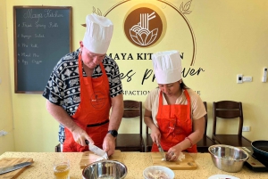Hanoi: Traditional Cooking Class & Market Tour