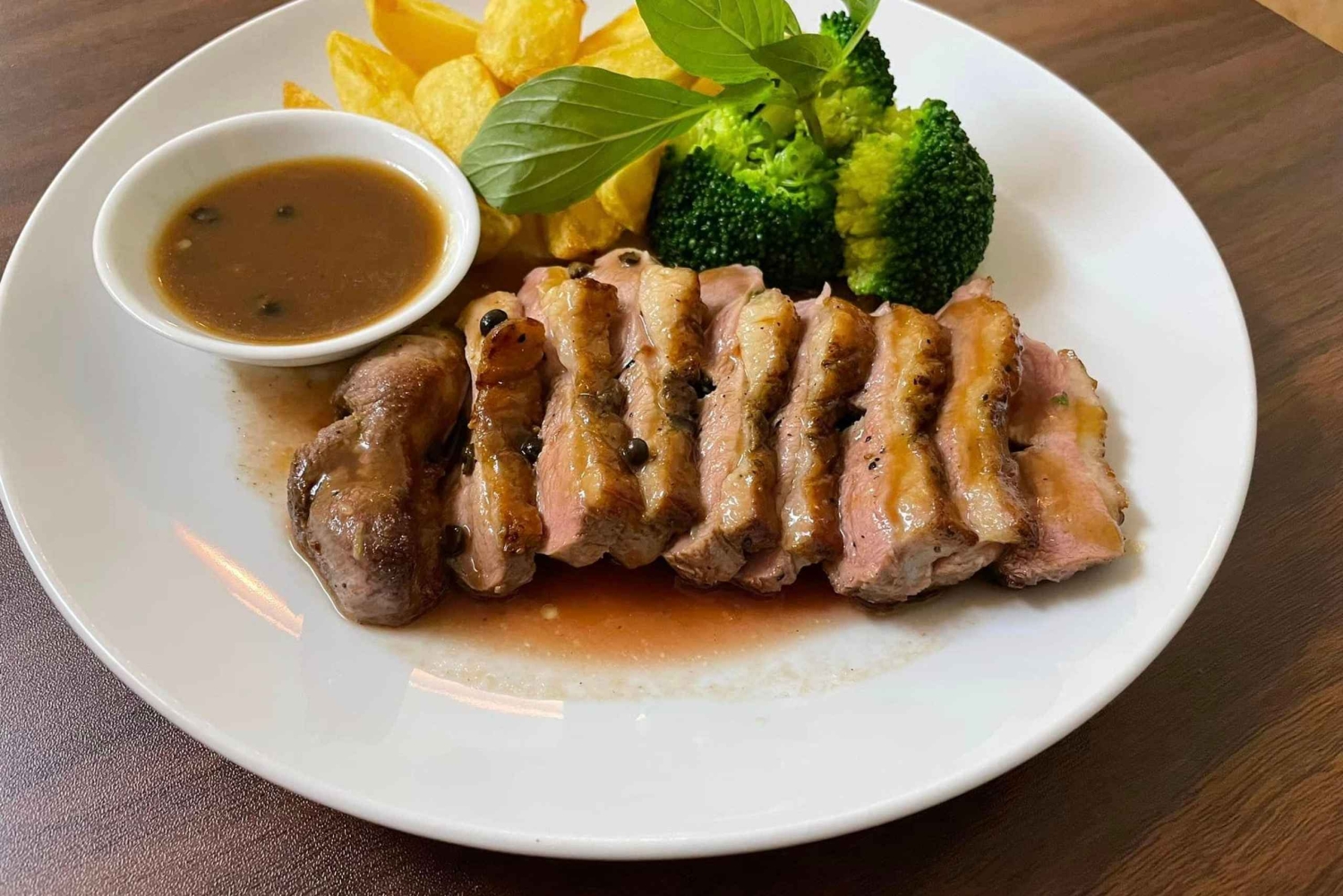 Hanoi: Wycieczka piesza z jedzeniem ulicznym wybranym przez Michelin