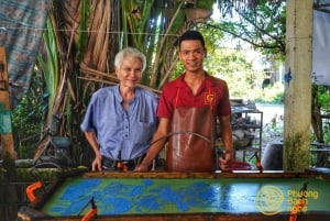 Hanoi: Mother-of-Pearl Inlay Village & Incense Village Tour