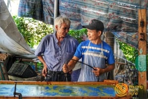 Hanoi: Mother-of-Pearl Inlay Village & Incense Village Tour