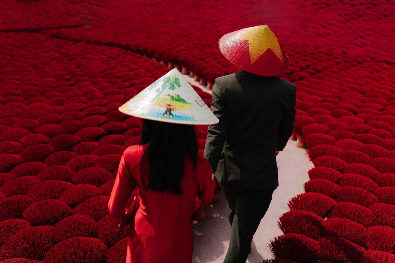 Hanoi: wioska instrumentów muzycznych lub wioska kapeluszy i kadzideł