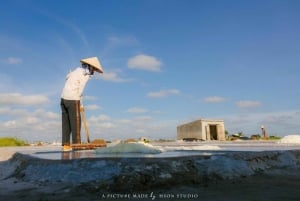 Hanoi: Nam Dinh Bach Long Salt-Making Village Tour