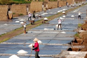 Hanoi: Nam Dinh Bach Long Salt-Making Village Tour