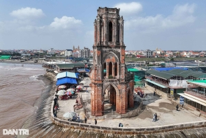 Hanoi: Nam Dinh Hai Ly Ruined Church Guided Tour