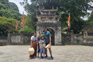 Hanoi: Ninh Binh 1 dag: Hoa Lu, Trang An/Tam Coc och Mua-grottan