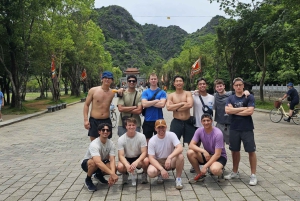 Hanoi: Ninh Binh 1 dag: Hoa Lu, Trang An/Tam Coc och Mua-grottan