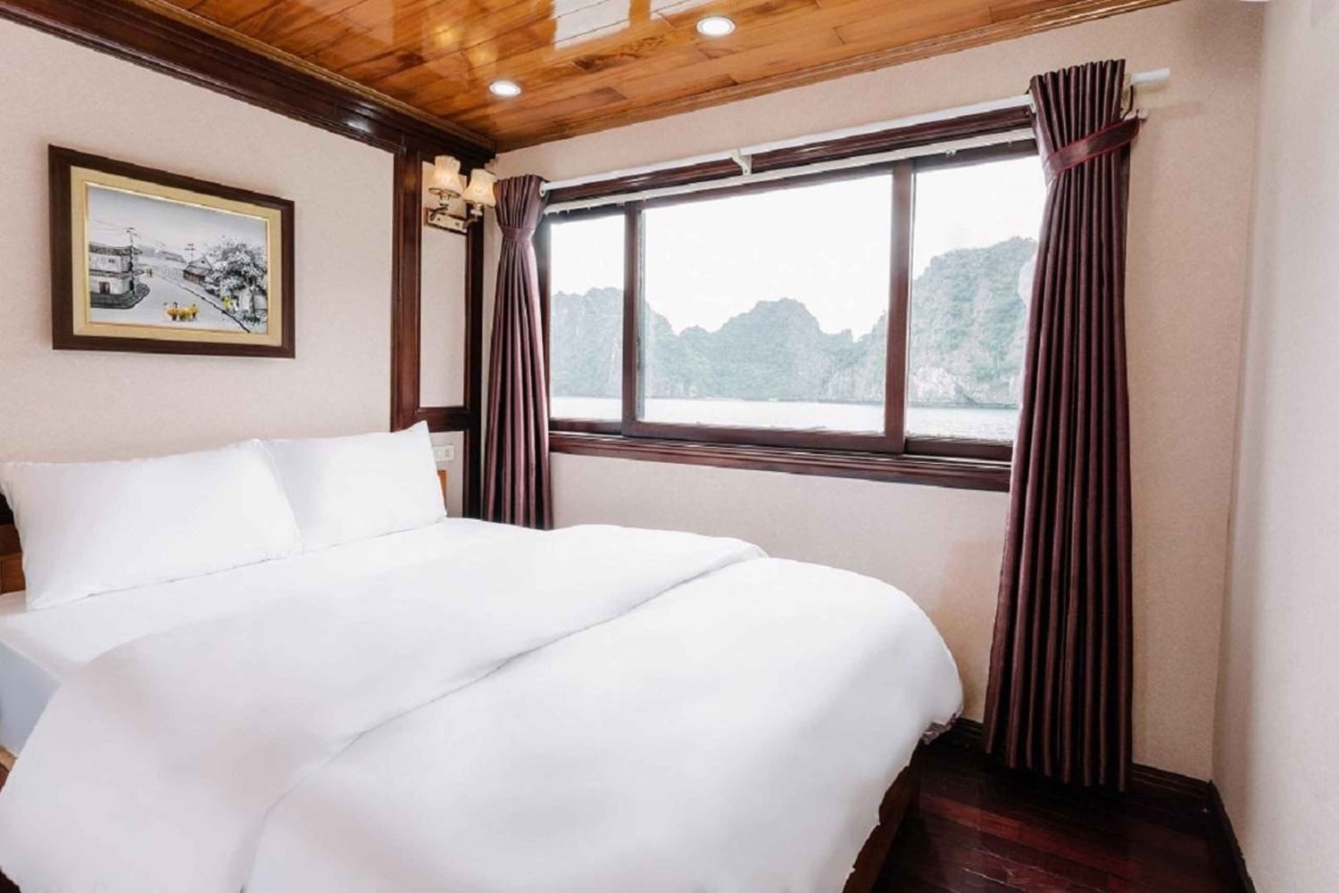 Hanoi/Ninh Binh: 2-Day Lan Ha Bay & Cat Ba with Small Cruise