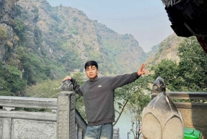 Hanoi: Ninh Binh Am Tien Cave or Trang An, Mua Cave & Hoa Lu