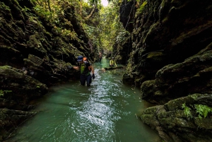 Hanoi Ninh Binhin karhujen turvapaikka tai Trang An, Mua-luola, Hoa Lu