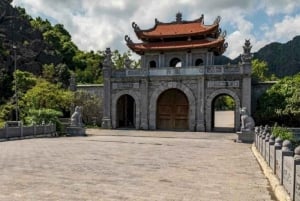 Hanoista: Tam Cocin veneretki ja Hoa Lu & Mua Cave -kierros