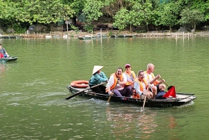 Hanoi: 3-dniowy rejs 5-gwiazdkowy po zatoce Ha Long i Ninh Binh
