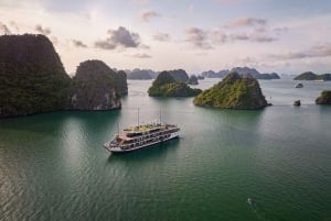 Hanoi: zatoka Ninh Binh, Ha Long i Lan Ha - 3-dniowy luksusowy rejs