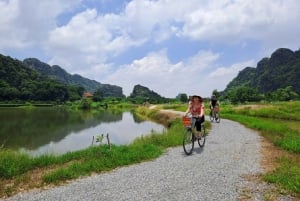 Hanoi: Ninh Binh, Hoa Lu, Tam Coc ja Mua-luola päiväretki